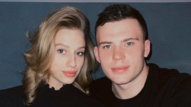 «К нему не стоит подкатывать»: история любви синхронистки Субботиной и хоккеиста Никишина