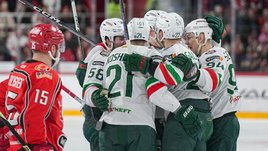 Казань не падет просто так. «Ак Барс» разгромил «Автомобилист» и готов вытянуть серию с 0-3