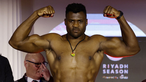 Франсис Нганну.