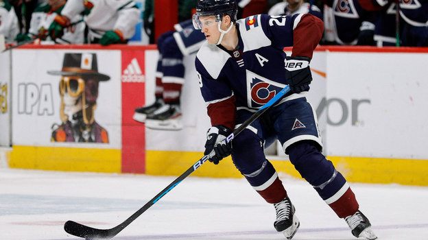 Нэйтан Маккиннон.