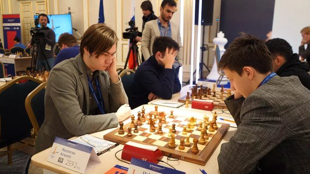 Партия Арсения Нестерова и Артема Ускова.