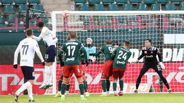 Матч-экшен в Черкизове: четыре гола, пара удалений и целых два исторических объявления судьи