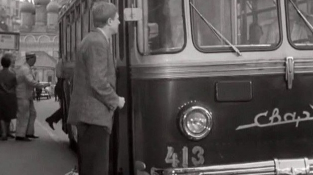 Кадр из фильма «Берегись автомобиля»