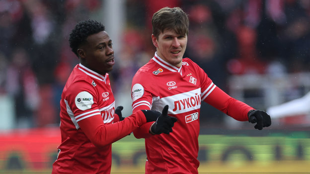 Квинси Промес и Александр Соболев.