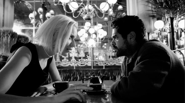 Кадр из фильма «Ангел-А»