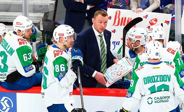 Константин Кольцов.