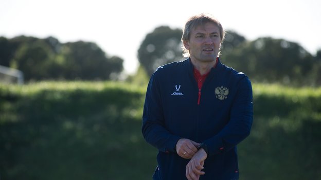 Старший тренер молодежной сборной России Иван Шабаров.
