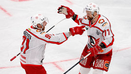 «Автомобилист» делает историю. Команда из Екатеринбурга — впервые в полуфинале плей-офф