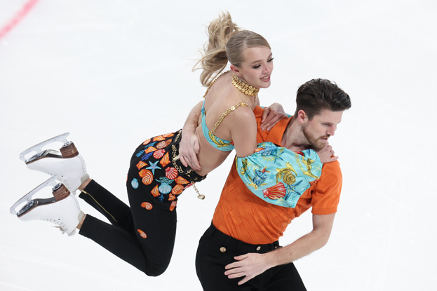 Александра Степанова и Иван Букин. Фигуристы Александра Степанова и Иван Букин