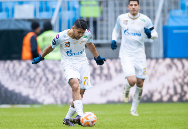 Ильзат Ахметов. Футболист «Зенита» Ильзат Ахметов