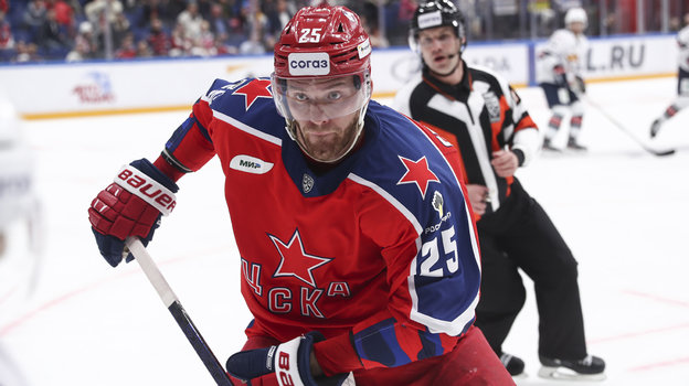 Михаил Григоренко. Хоккеист ЦСКА Михаил Григоренко