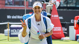 Теннисистка Элина Аванесян