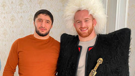 «За мной будто решили устроить охоту». Садулаев отреагировал на недопуск в Баку — его поддержал Снайдер