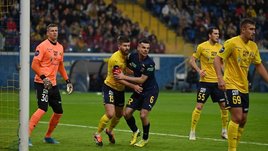 Гол на 45-й секунде, Роналдо отпраздновал в стиле Криштиану, а Морено остановил Карпина