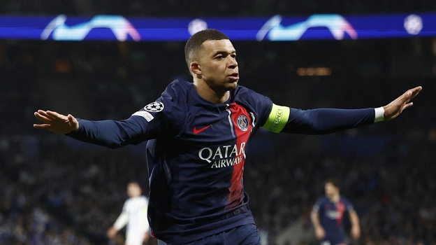 Килиан Мбаппе. Футболист «ПСЖ» Килиан Мбаппе.