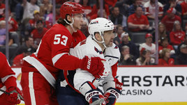 Овечкин бьется как лев. Победная шайба капитана вернула «Вашингтон» в зону плей-офф