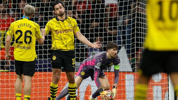 Голкипер Грегор Кобель сохраняет шансы «Боруссии» на выход в полуфинал ЛЧ.