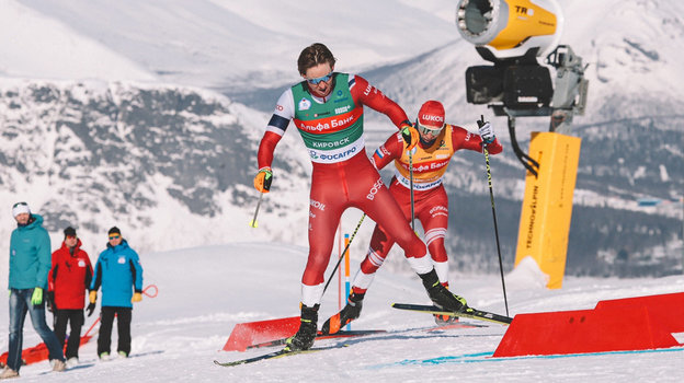 Савелий Коростелев и Александр Большунов. Лыжники Савелий Коростелев и Александр Большунов