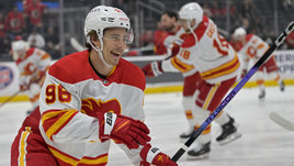 Кузьменко сделал второй хет-трик и расцвел в «Калгари» — в «Ванкувере» кусают локти