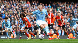 «Манчестер Сити» на первой строчке, «Реал» и «Барселона» победили за неделю до класико, в Германии — гонка за Лигой чемпионов