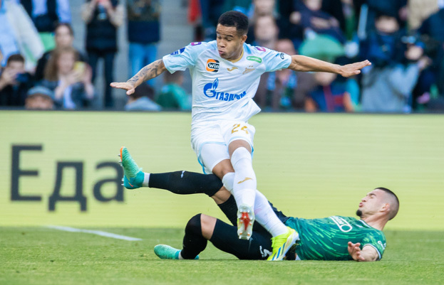 Педро и Александр Черников. Футболисты Педро и Александр Черников