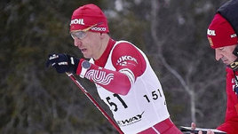 Лыжник Евгений Белов