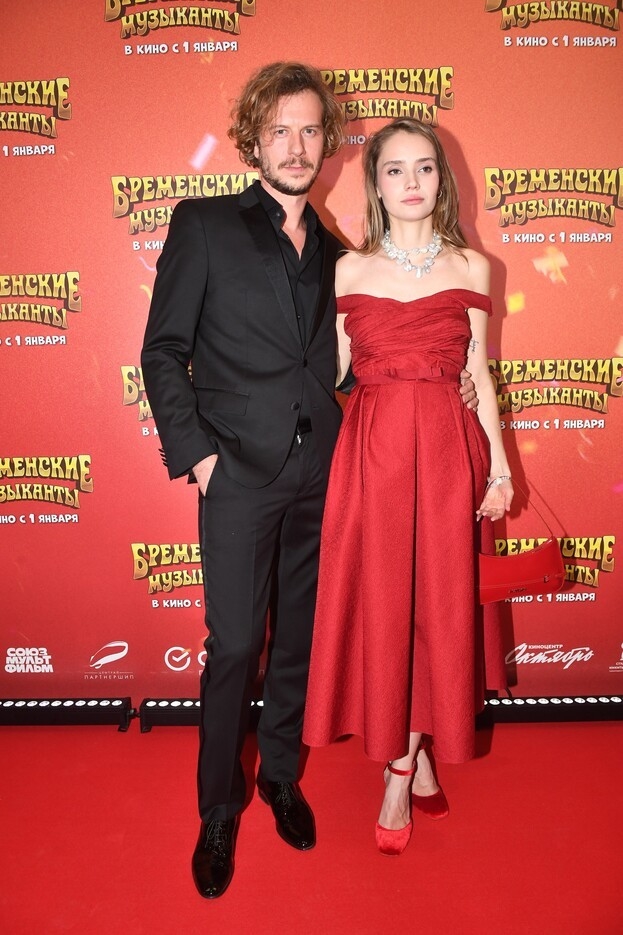 Тихон Жизневский с женой Ксенией.