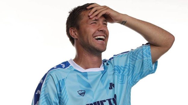 Максим Канунников в футбольном клубе «Чисто Питер». Футболист Максим Канунников в клубе «Чисто Питер»