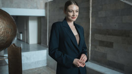 Кадр из сериала «Неверные»