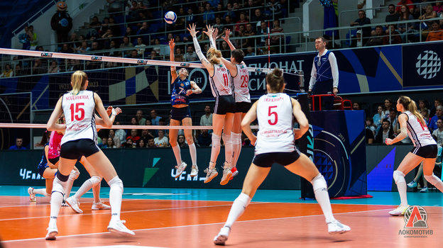Волейболистки «Локомотива» сравняли счет в серии с «Динамо-Ак Барс». «Локомотив» - «Динамо-Ак Барс»
