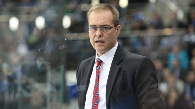 Пол Морис — главный тренер «Металлурга» в 2012 году. Пол Морис в «Металлурге» в 2012 году