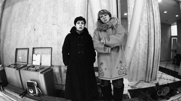 Татьяна Тарасова (справа) и Ирина Роднина в 1979 году.