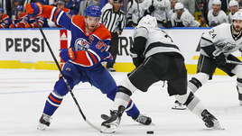 Макдэвид творит историю! Он сделал то, чего в НХЛ не было 26 лет