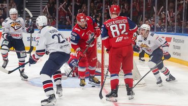 Третий матч серии между «Локомотивом» и «Металлургом».