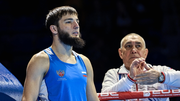 Тархан Идигов.