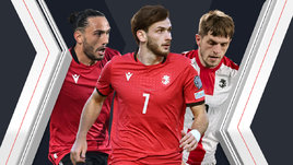 Футболисты сборной Грузии Георгий Кочорашвили, Хвича Кварацхелия и Георгий Чакветадзе