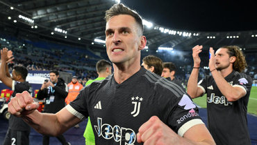 Аркадиуш Милик («Ювентус»).