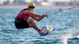 Российский яхтсмен перешел под флаг Вануату в попытке отобраться на Олимпиаду. На него подали в суд