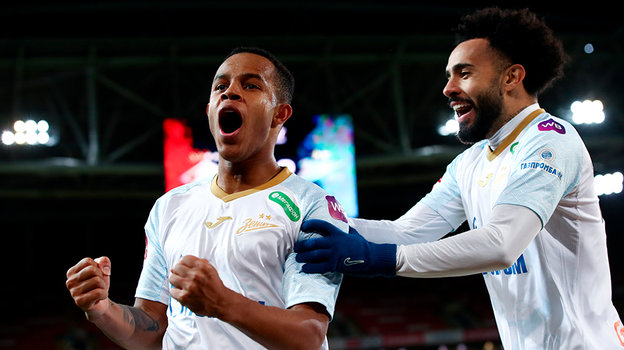 Педро и Клаудиньо.