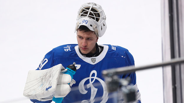 Максим Моторыгин. Голкипер «Динамо» Максим Моторыгин.