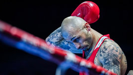 Грузинский боксер обвинил Россию в подкупе. Он снялся в финале ЧЕ после второго раунда