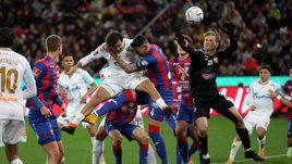 Затишье до перерыва и буря во втором тайме. Антикризисная ничья ЦСКА и «Зенита»