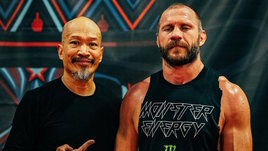 Дональд Серроне стал таким монстром на стероидах, что жена уже не тянет его в интимной жизни