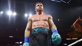 Боксер Сауль Альварес.