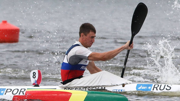 Максим Спесивцев. Гребец на байдарках Максим Спесивцев