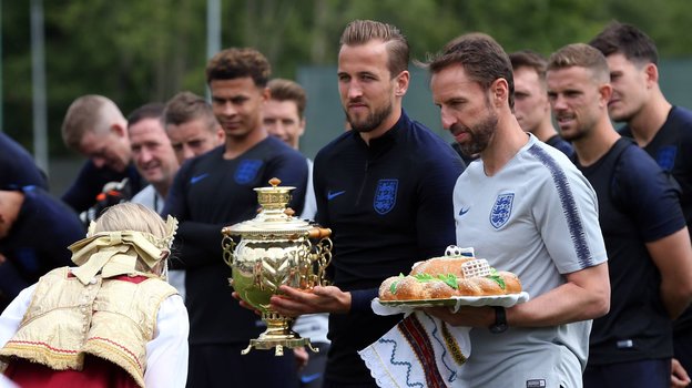 Гарри Кейн и Гарет Саутгейт на ЧМ-2018 в России.