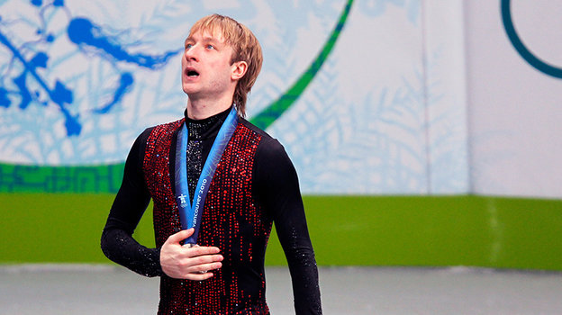 Евгений Плющенко завоевывает серебро на Олимпиаде-2010 в Ванкувере.