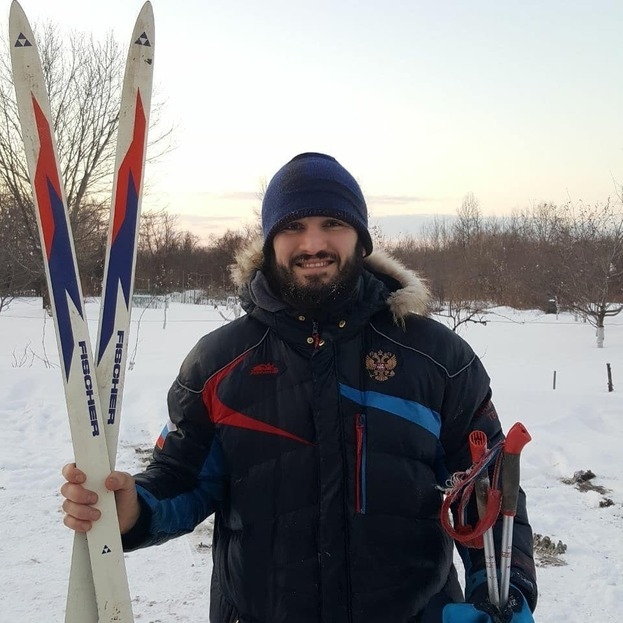 Артур Бетербиев.