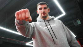 Боксер Алексей Папин