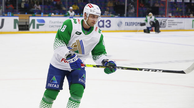 Евгений Бирюков. Хокекист Евгений Бирюков